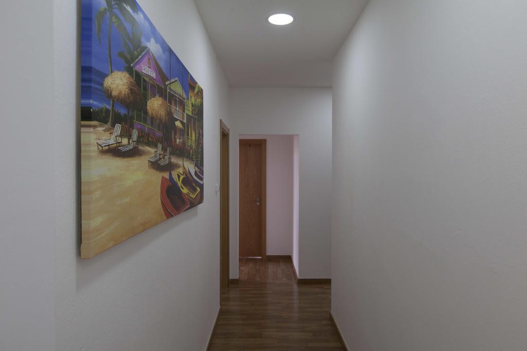 Guest House First Floor Lagos Kültér fotó
